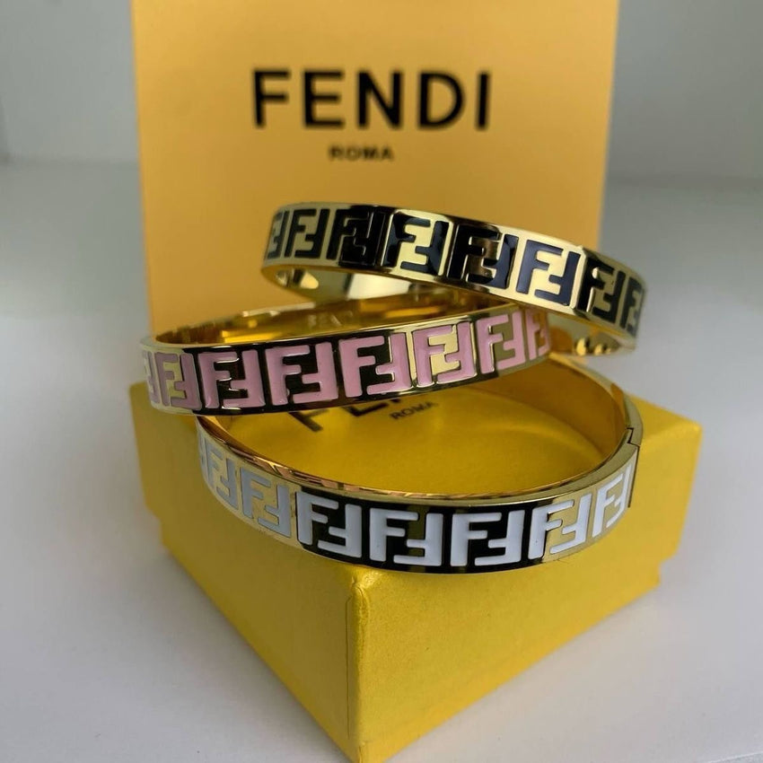 F Famous brand bracelt