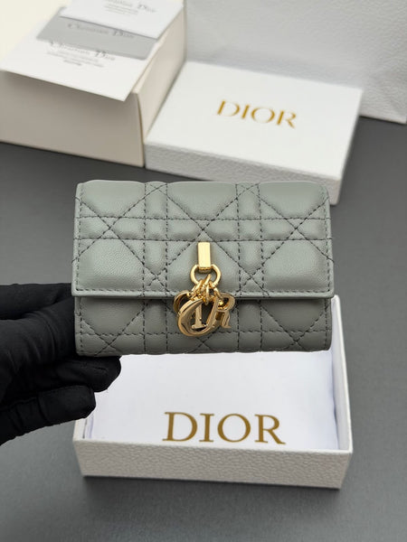 D famous brand Wallet