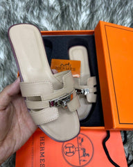 Hr-ms slipper