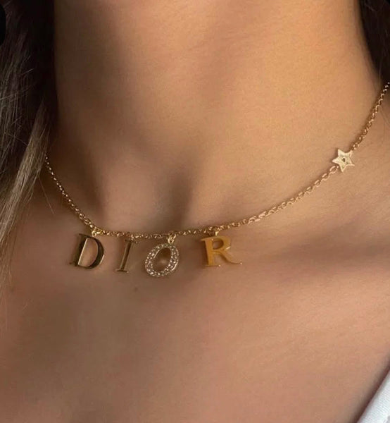 D brand beautiful necklace