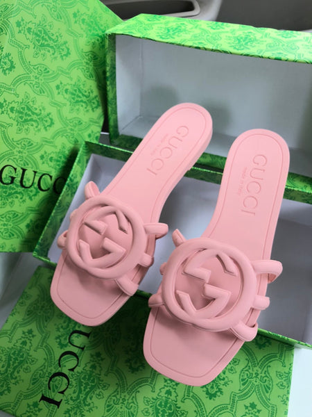 Gucci slippers with box high quality