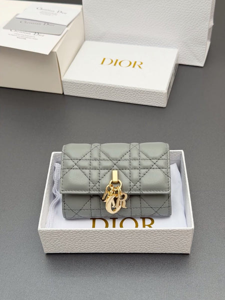 D famous brand Wallet