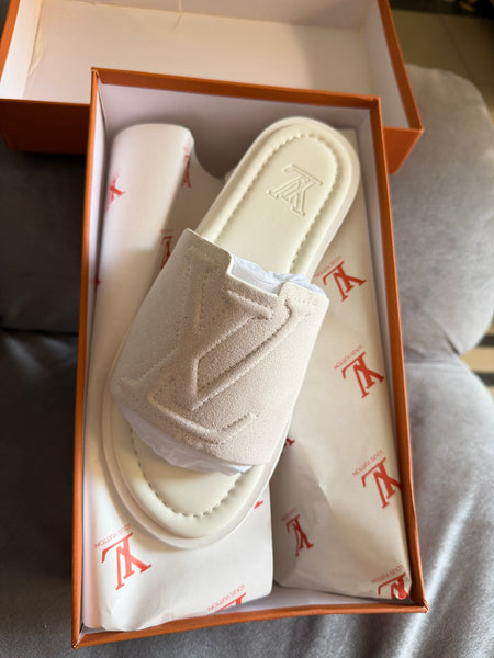 lv  brand slipper