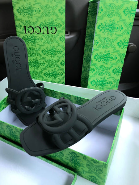Gucci slippers with box high quality