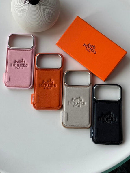 H iPhone cover