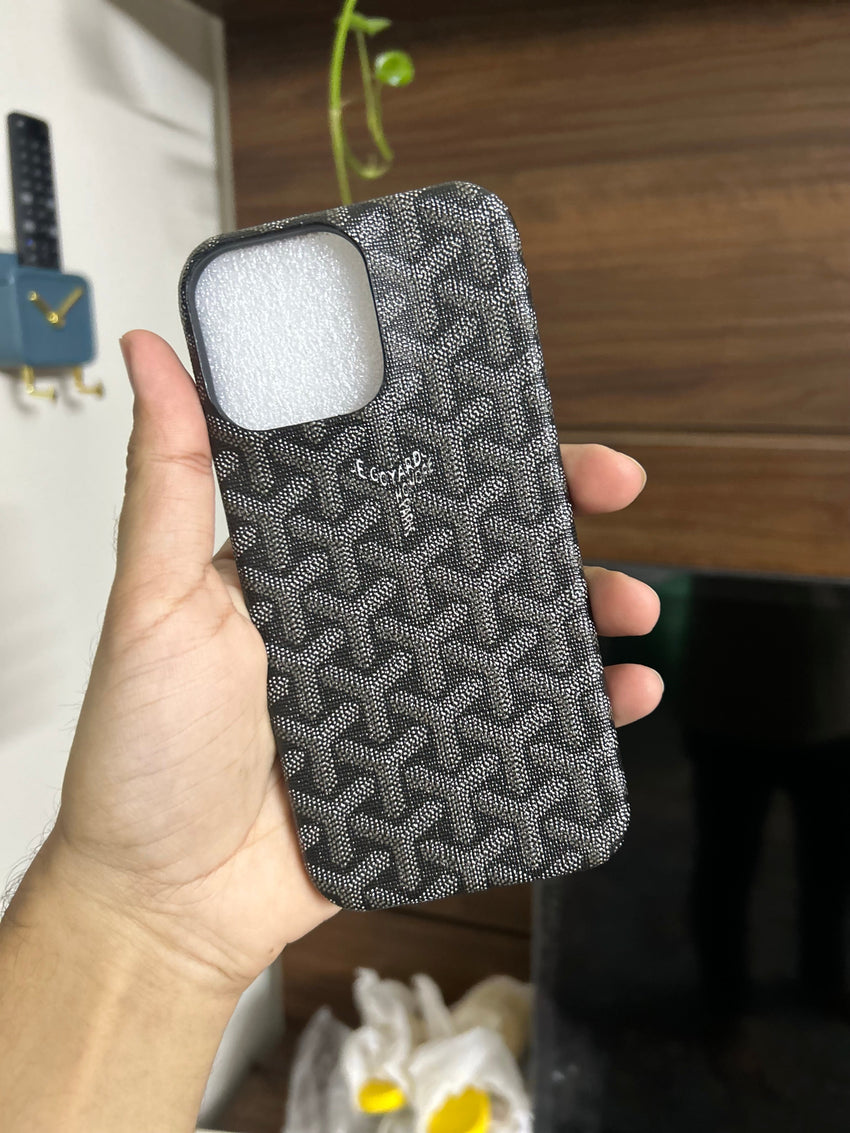 Famous brand New Limited Edition Iphone Cover