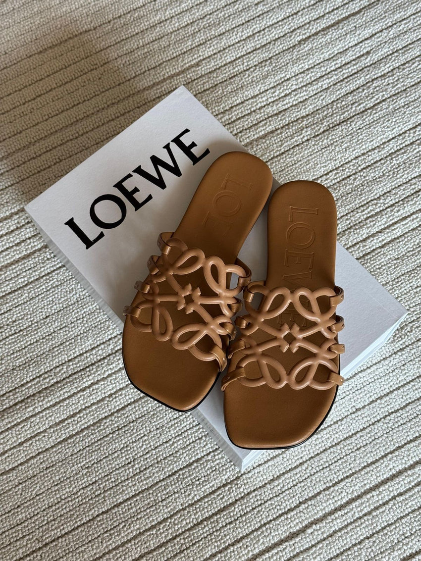 Loewe slipper