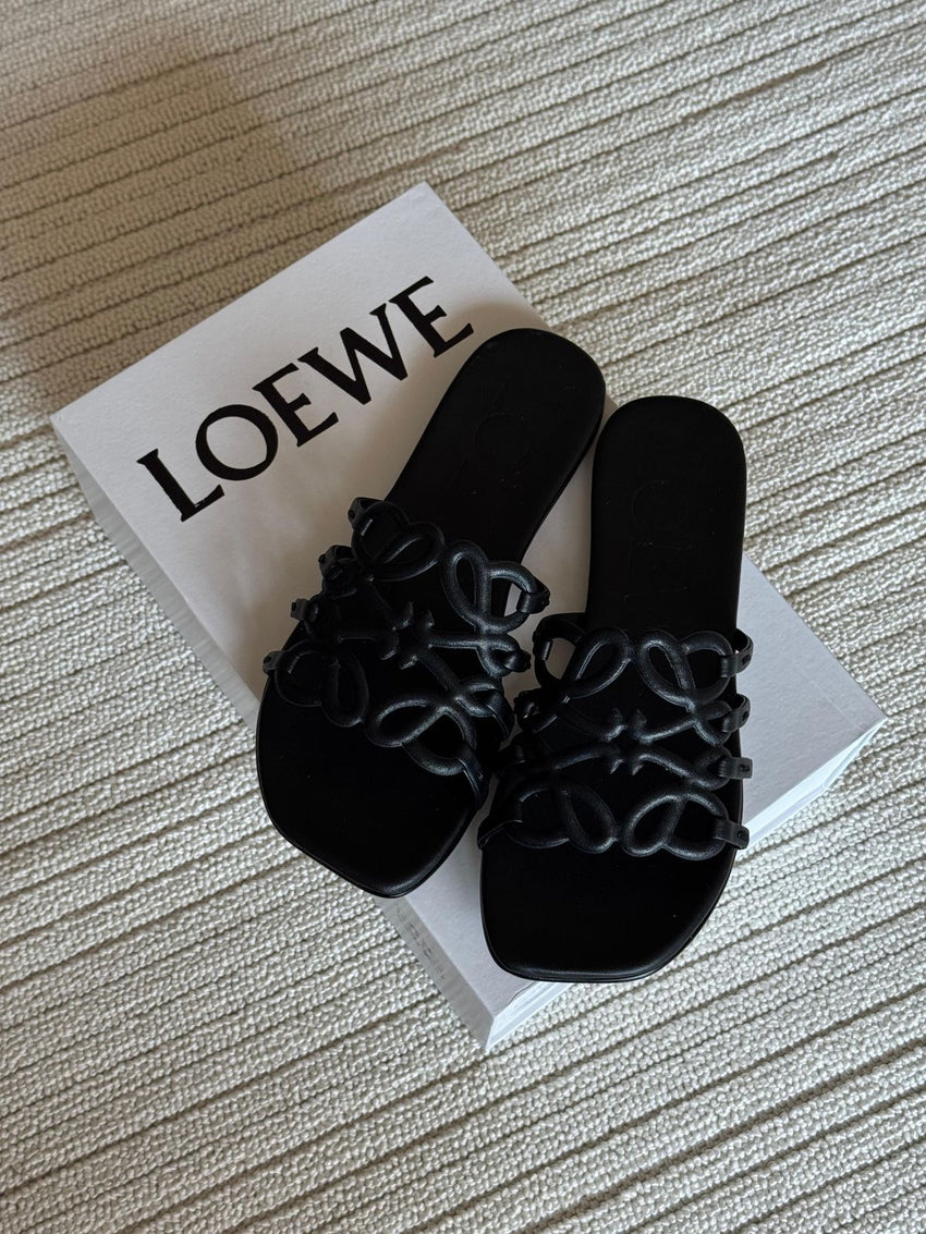 Loewe slipper
