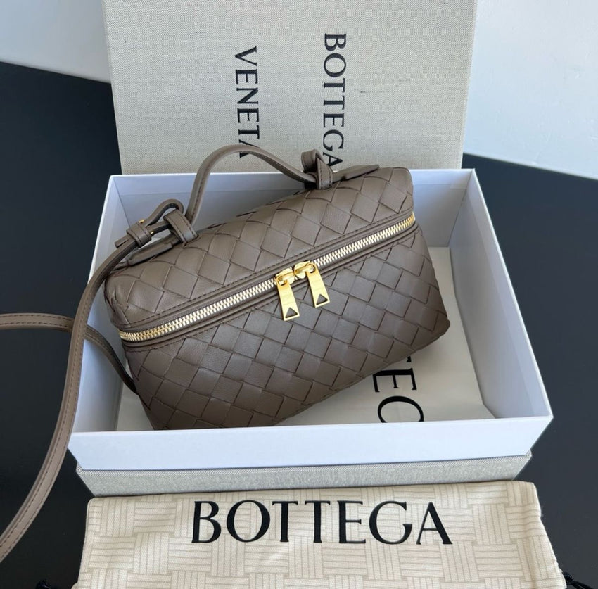 Bottega vanity bag